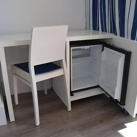 מלון Alegria Sun Village 4*